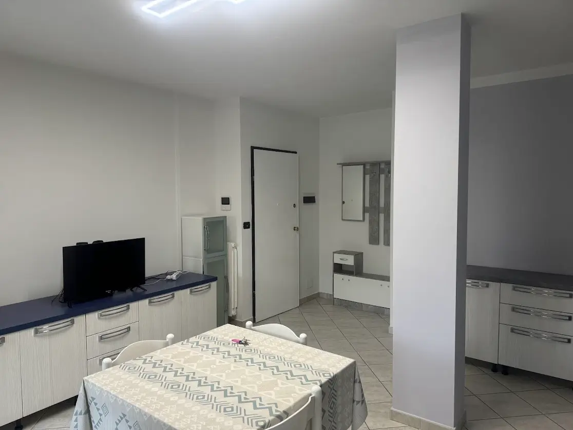 Servizio di tinteggiatura appartamento completo a Torino