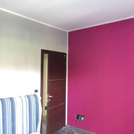 Smalto Murale Fucsia 1